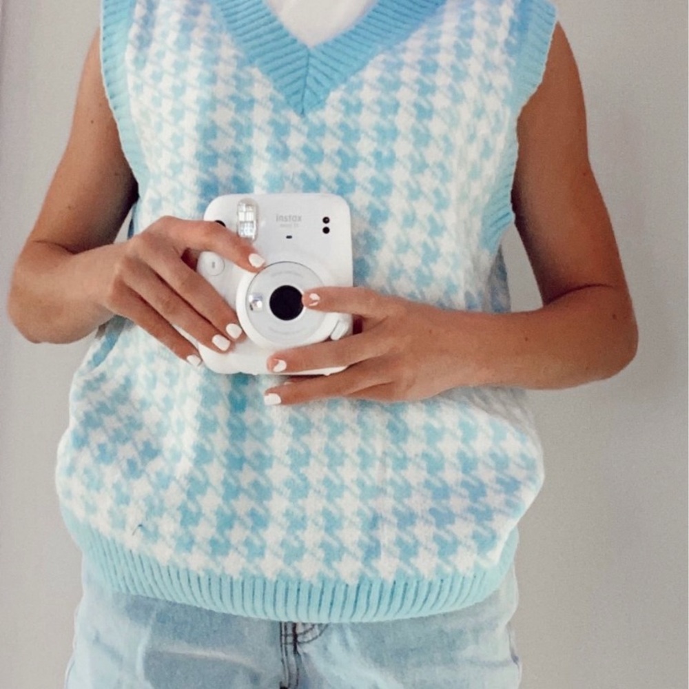 Shein❕ blue and white ❕❕checkered sweater ❕❕size small❕